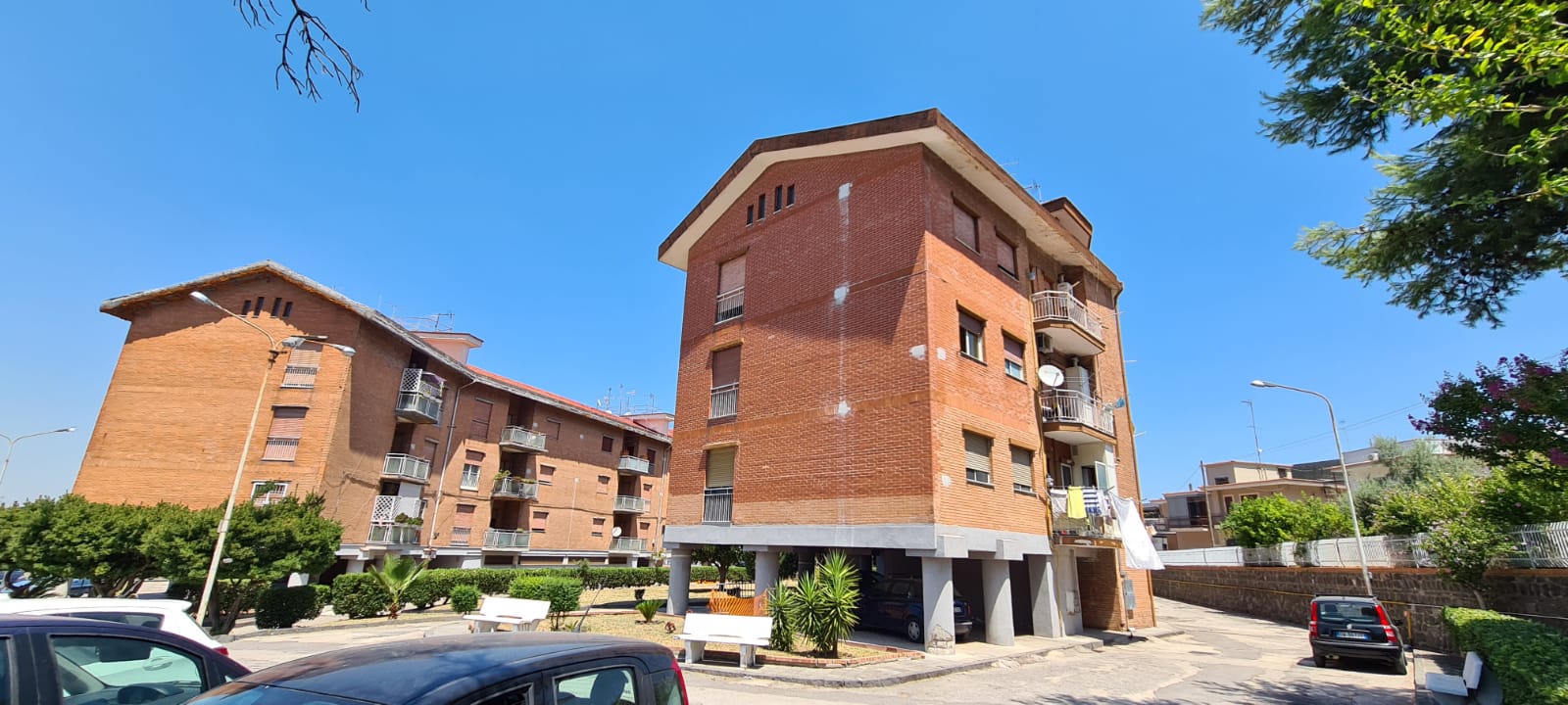 Somma V. Grande Appartamento 1° piano con cantina
